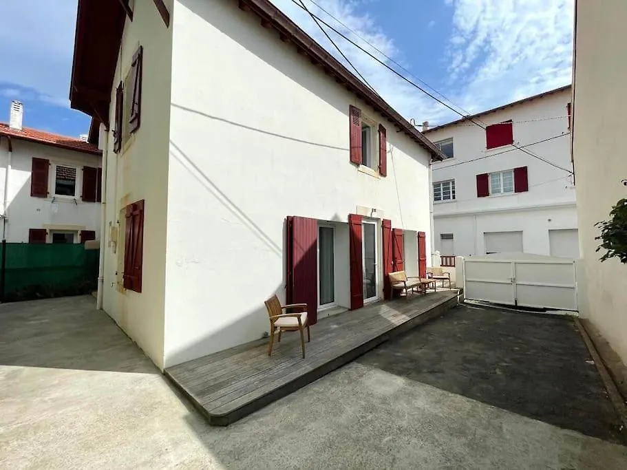 Maison Spacieuse Terrasse Ensoleillee Proche Ocean 比亚里茨 别墅